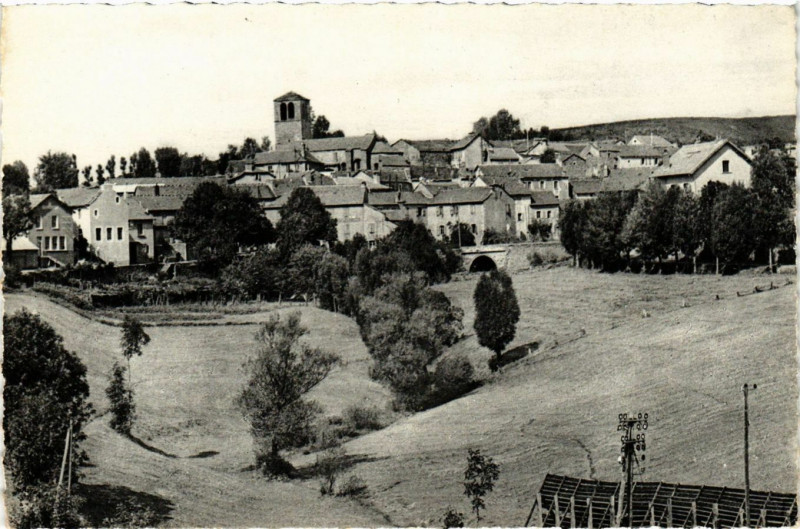Carte postale ancienne Chasserades - Vue générale