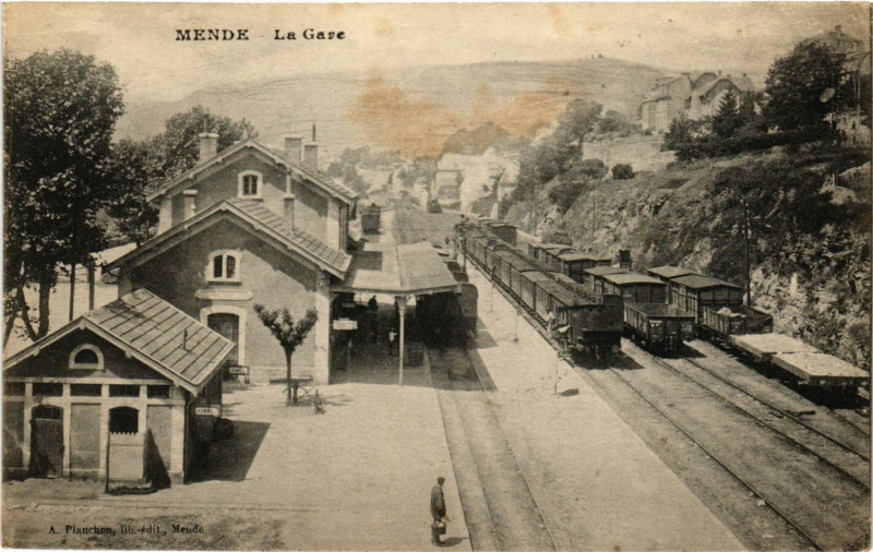 Carte postale ancienne Mende - La Gare à Mende