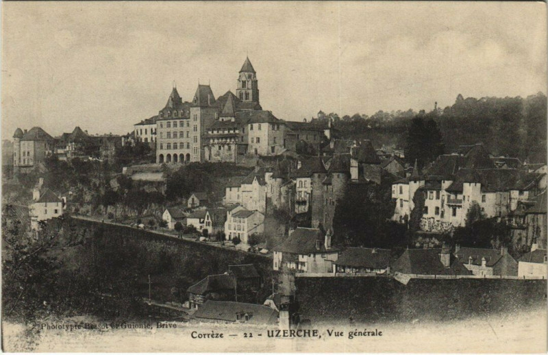 Carte postale ancienne Uzerche vue générale à Uzerche