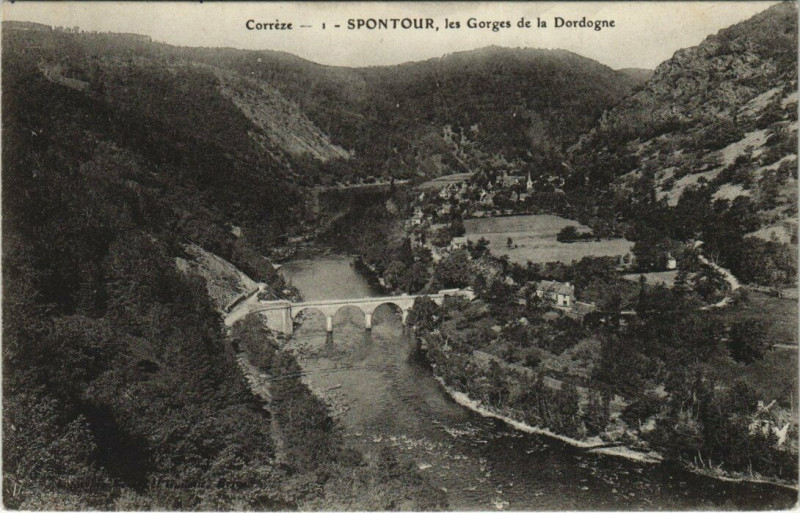Carte postale ancienne Spontour Les gorges de la Dordogne