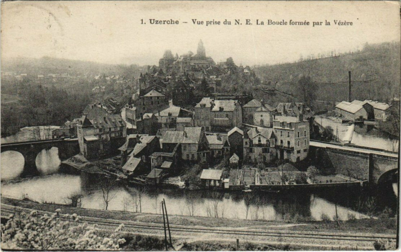 Carte postale ancienne Uzerche vue générale à Uzerche