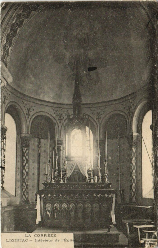 Carte postale ancienne Liginiac intérieur de l'Eglise à Liginiac