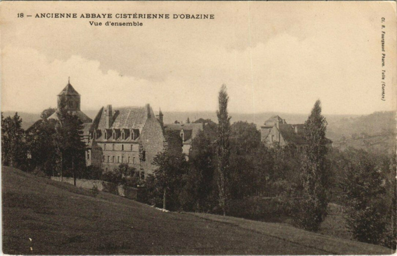 Carte postale ancienne Obazine Abbaye Cistérienne