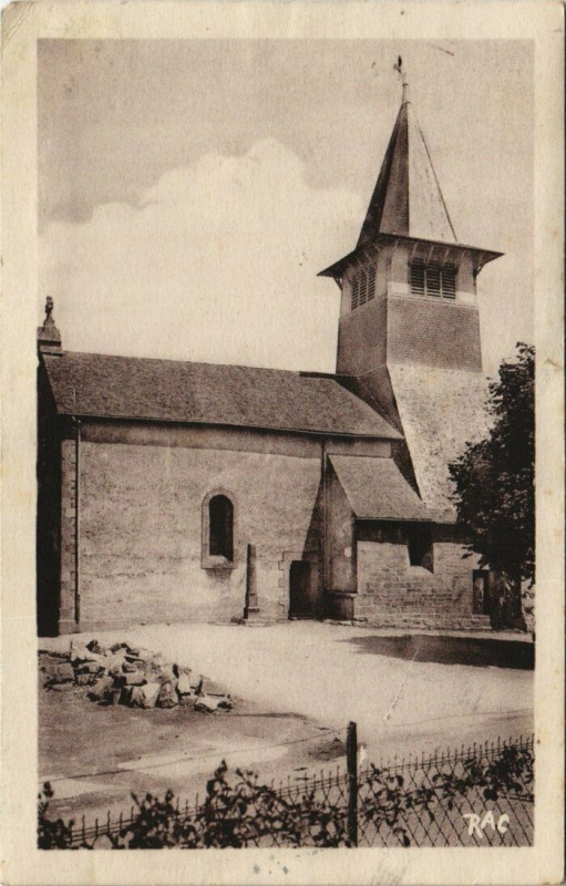Carte postale ancienne Le Lonzac Eglise au Lonzac