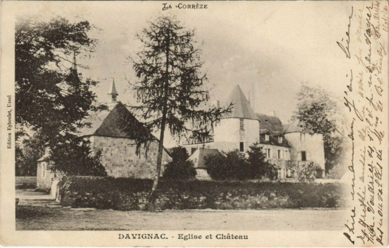 Carte postale ancienne Davignac Eglise et Chateau à Davignac