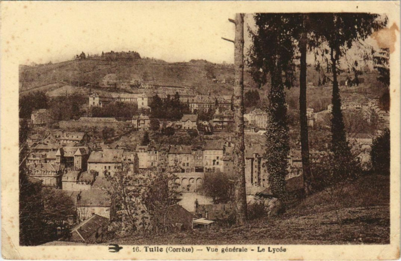 Carte postale ancienne Tulle Vue Generale France à Tulle