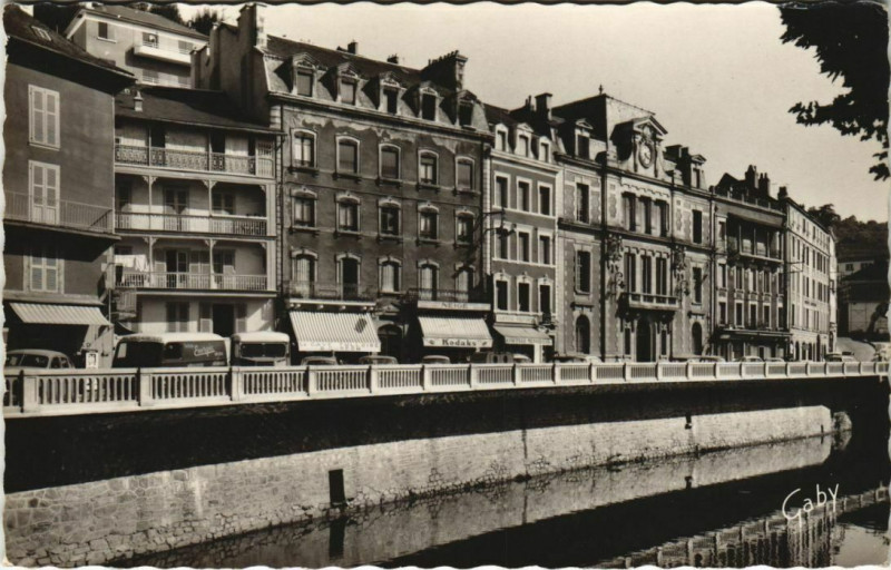Carte postale ancienne Tulle La Chambre de Commerce France à Tulle