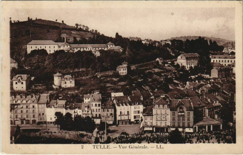 Carte postale ancienne Tulle Vue Generale France à Tulle