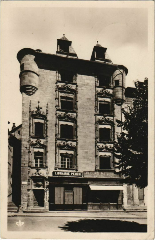 Carte postale ancienne Tulle Maison Renaissance France à Tulle