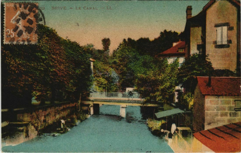 Carte postale ancienne Brive Le Canal France