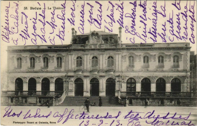 Carte postale ancienne Brive Le Theatre France