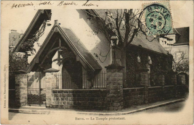 Carte postale ancienne Brive Le Temple protestant France