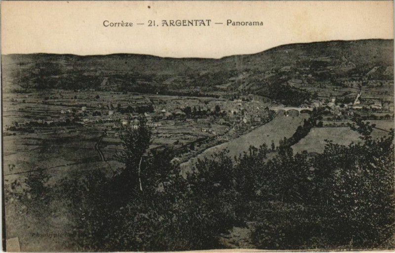 Carte postale ancienne Argentat Panorama France