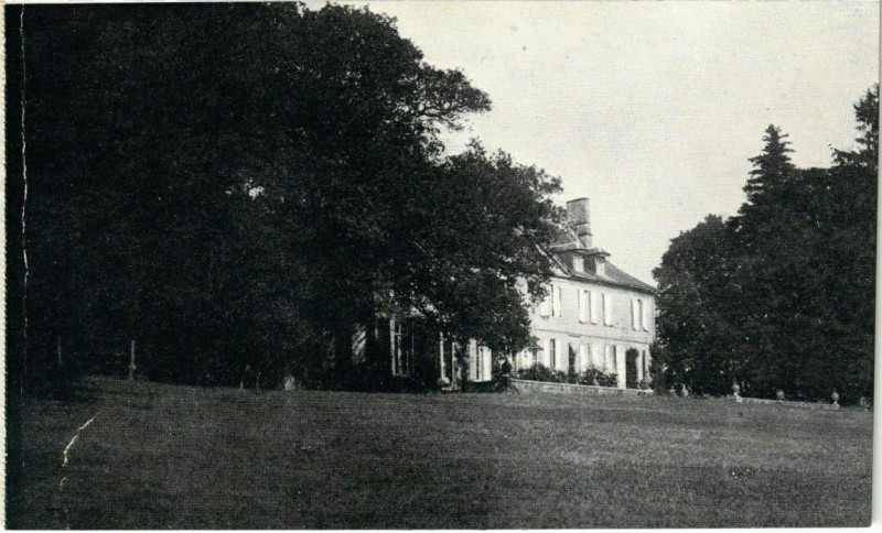 Carte postale ancienne Gimel - Chateau de Saint-Priest - Le Parc