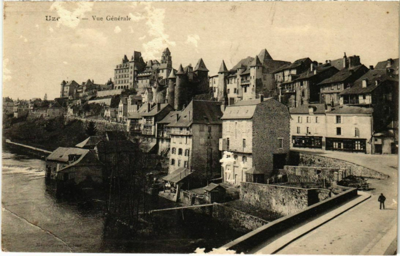 Carte postale ancienne Uzerche - Vue Generale à Uzerche