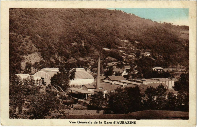 Carte postale ancienne Aubazine - Vue Generale de la Gare d'Aubazine