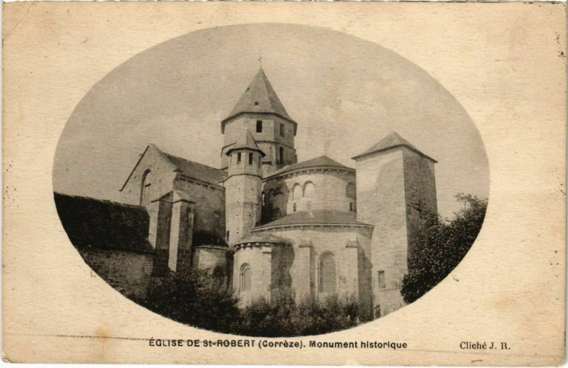 Carte postale ancienne Saint-Robert - Eglise de Saint-Robert à Saint-Robert