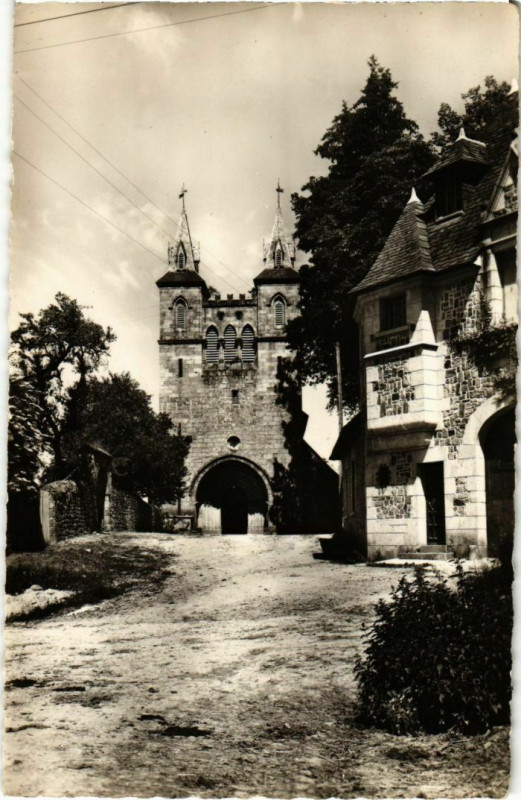 Carte postale ancienne Exupery-les-Roches - L'Eglise