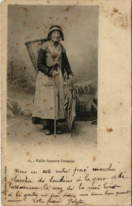 Carte postale ancienne Vieille Paysanne Creusoise France