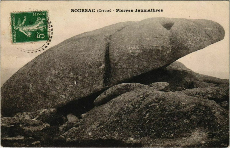 Carte postale ancienne Boussac Pierres Jaumathres France à Boussac