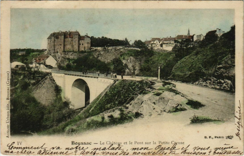 Carte postale ancienne Boussac Le Chateau et le Pont s la petite Creuse France à Boussac