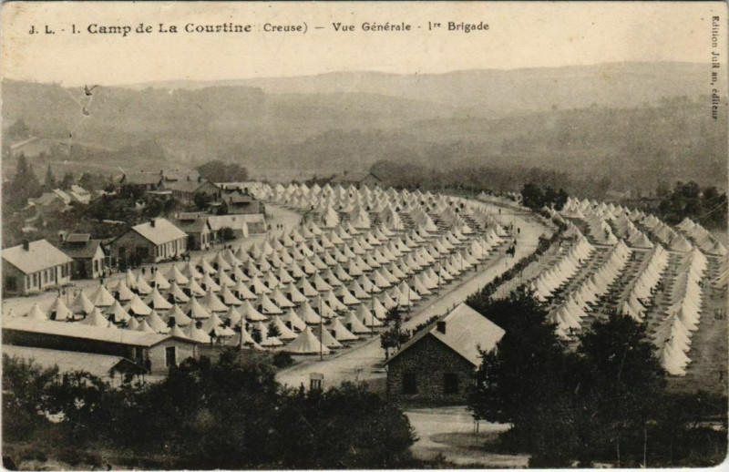 Carte postale ancienne La Courtine Vue Generale France à La Courtine