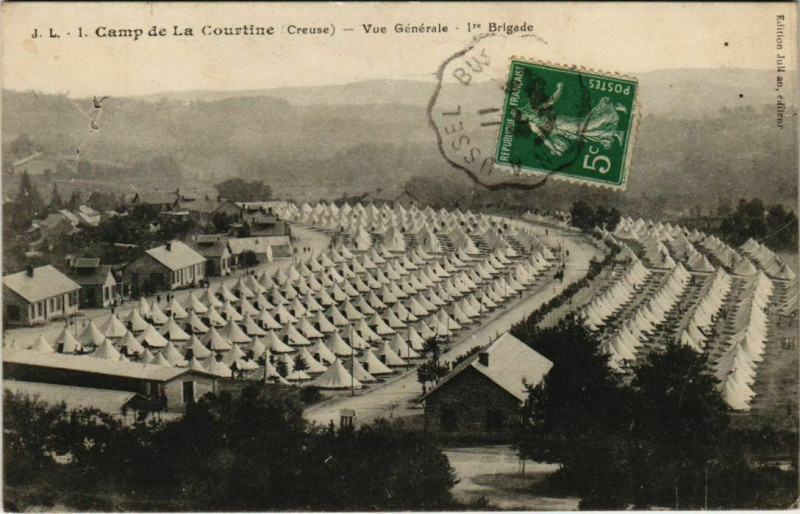 Carte postale ancienne La Courtine Vue Generale France à La Courtine