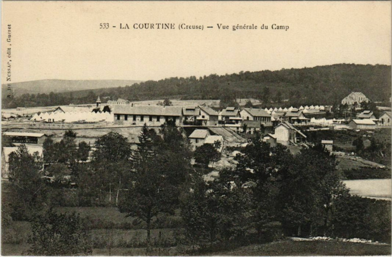 Carte postale ancienne La Courtine Vue Generale du Camp France à La Courtine
