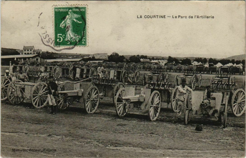 Carte postale ancienne La Courtine Le Parc de l'Artillerie France à La Courtine