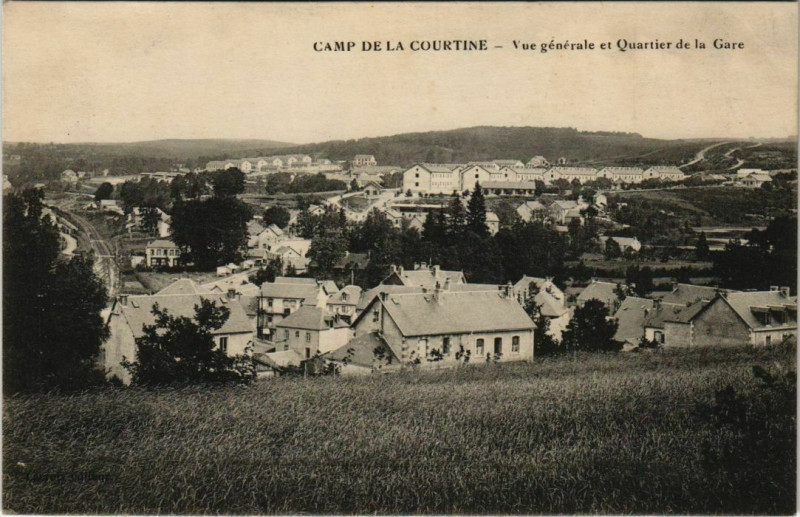 Carte postale ancienne La Courtine Vue Generale et Quartier de la Gare France à La Courtine