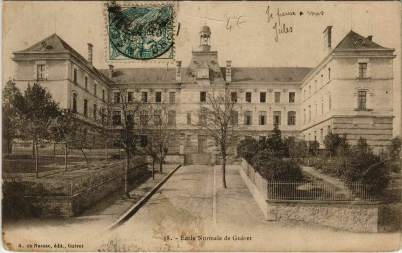 Carte postale ancienne Gueret Ecole Normale France à Guéret