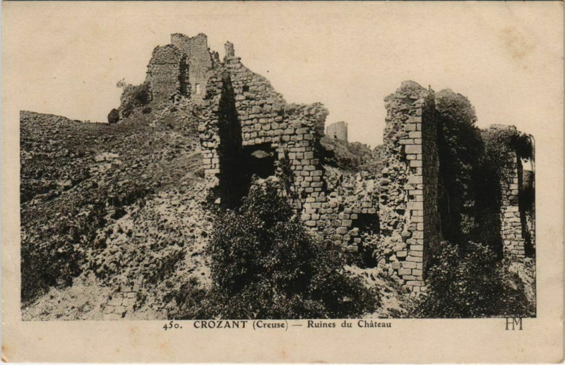 Carte postale ancienne Crozant Ruines du Chateau France à Crozant