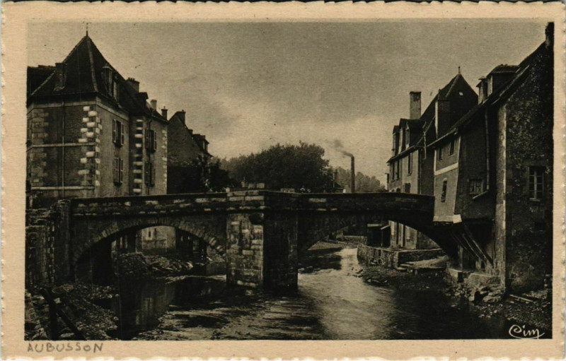 Carte postale ancienne Aubusson Pont de la Terrade France à Aubusson