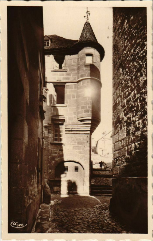 Carte postale ancienne Aubusson Vieille Maison du Xv e siecle France à Aubusson