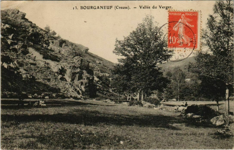Carte postale ancienne Bourganeuf Vallee du Verger France à Bourganeuf