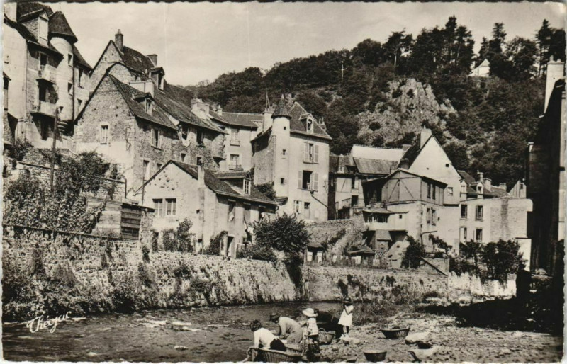 Carte postale ancienne Aubusson Quartier de la Terrade à Aubusson