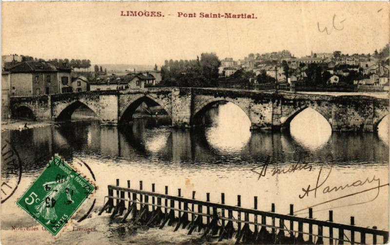 Carte postale ancienne Limoges Pont Saint-Martial à Limoges