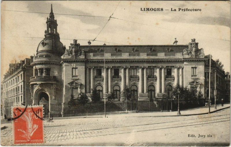 Carte postale ancienne Limoges - La Prefecture à Limoges
