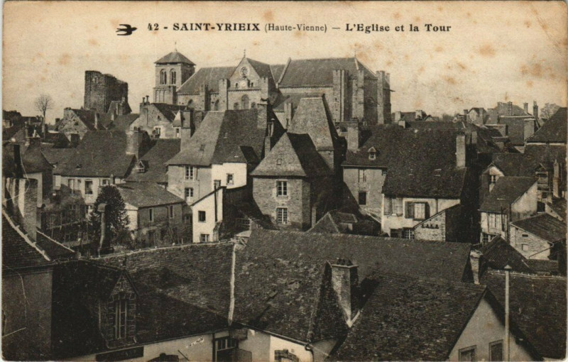 Carte postale ancienne Saint-Yrieix - L'Eglise et la Tour