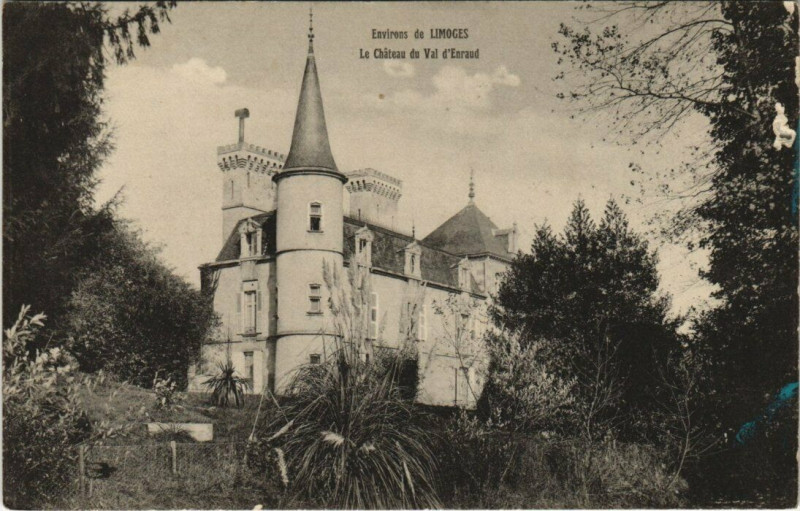 Carte postale ancienne Env. de Limoges Le Chateau du Val d'Enraud à Limoges