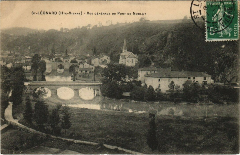 Carte postale ancienne Saint-Leonard - Vue générale du Pont de Noblat