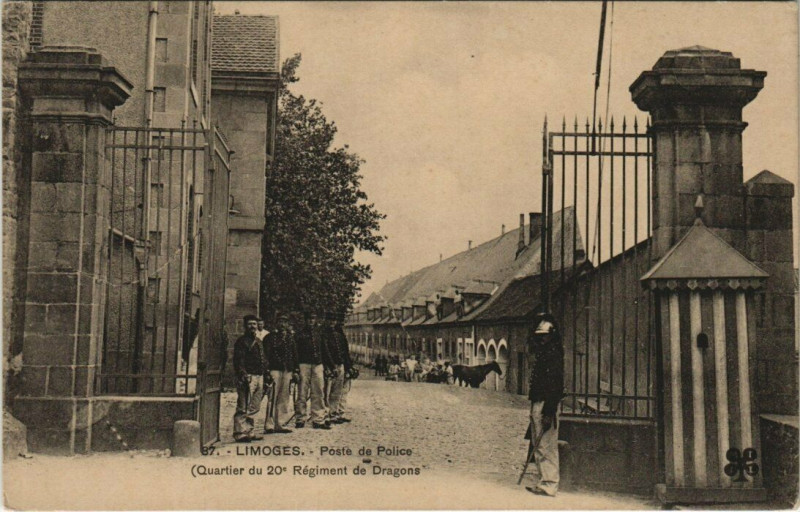 Carte postale ancienne Limoges - Poste de Police à Limoges