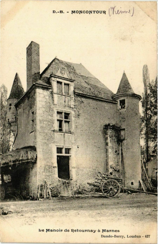 Carte postale ancienne Mocontour Le Manoir de Retournay a Marnes