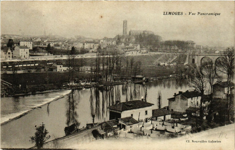 Carte postale ancienne Limoges - Vue Panoramique à Limoges