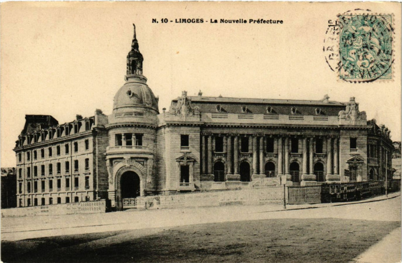Carte postale ancienne Limoges - La Nouvelle Prefecture à Limoges