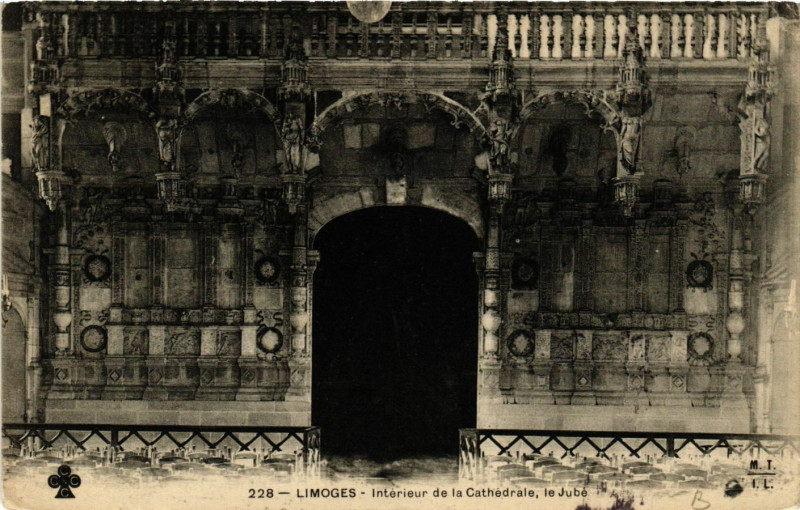 Carte postale ancienne Limoges - Int. de la Cathédrale le Jube à Limoges