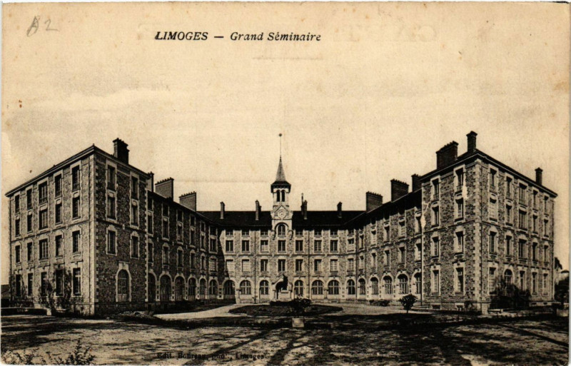 Carte postale ancienne Limoges - Grand Seminaire à Limoges