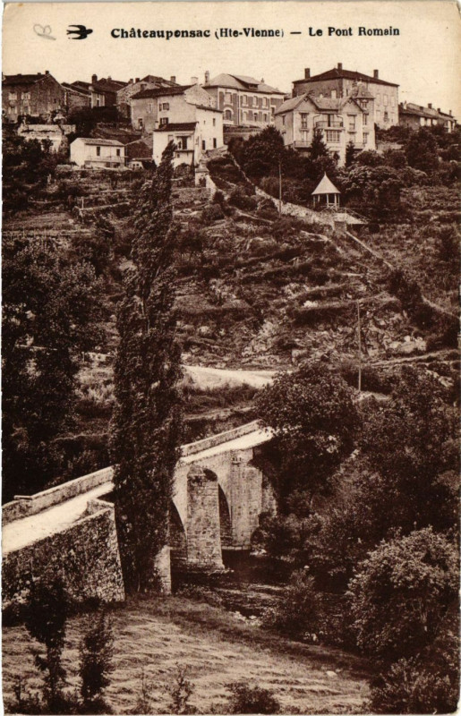Carte postale ancienne Chateauponsac - Le Pont Romain à Châteauponsac