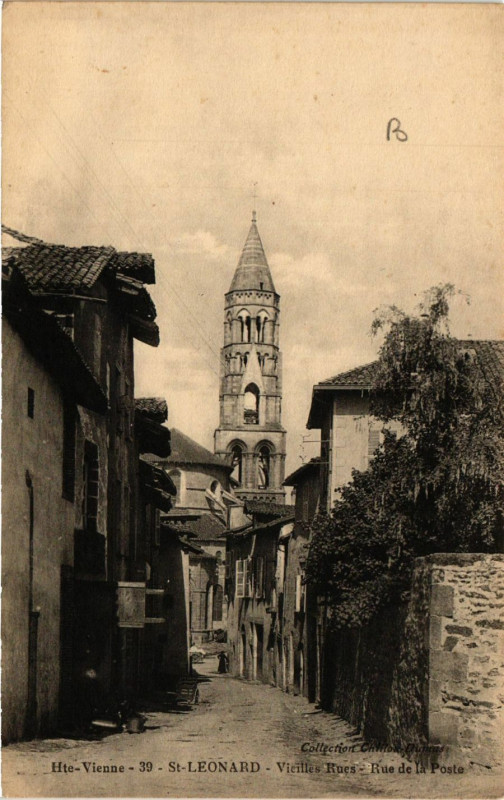 Carte postale ancienne Hte-Vienne - Saint-Leonard Vieilles Rues - Rue de la Poste