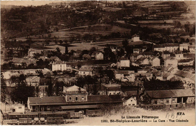 Carte postale ancienne Saint-Sulpice-Lauriere - La Gare - Vue générale à Saint-Sulpice-Laurière